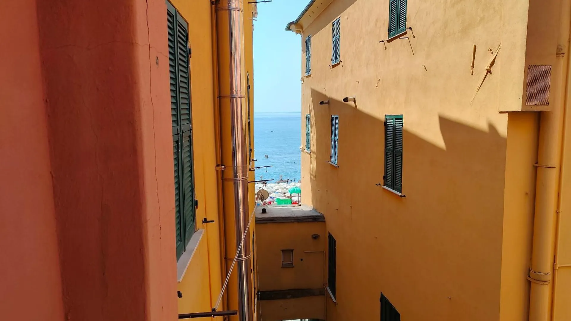 Vaze'S Heart By Holiday World Varazze 0*,  Italy