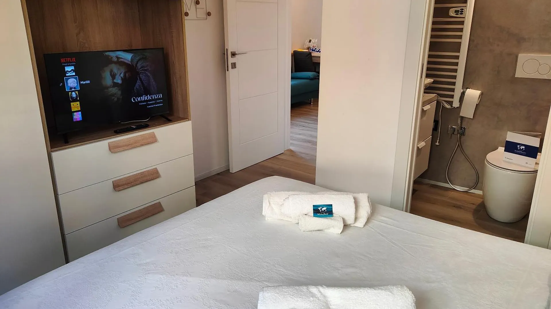 Apartment Vaze'S Heart By Holiday World Varazze Italy