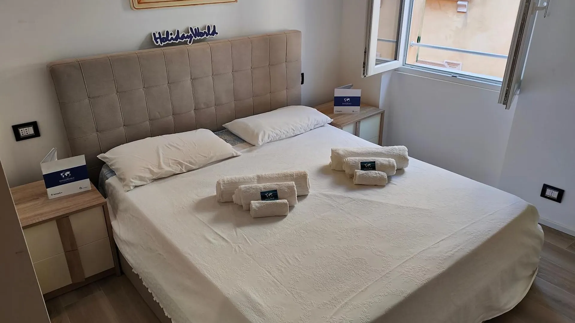 Vaze'S Heart By Holiday World Varazze Apartment